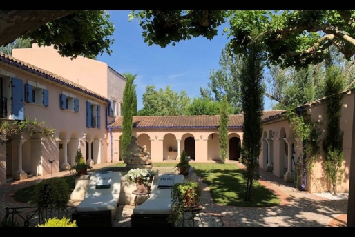 VILLA « L&rsquo;insoupçonnée » à Saint Rémy de Provence