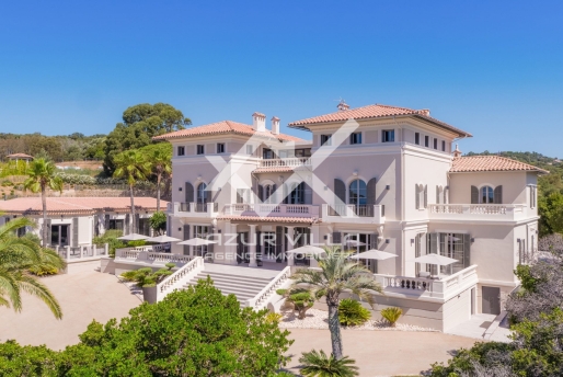 VILLA « LOUISE » à la Croix Valmer