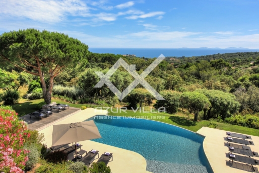 VILLA « LES JASMINS » à la Croix Valmer