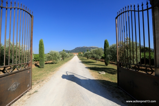 LE « MAS DES AURELIENS » à Trets