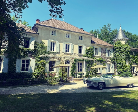 « Le Château des Ayes » à St Etienne de St Geoirs