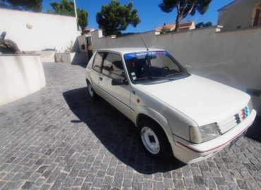 PEUGEOT 205 RALLYE