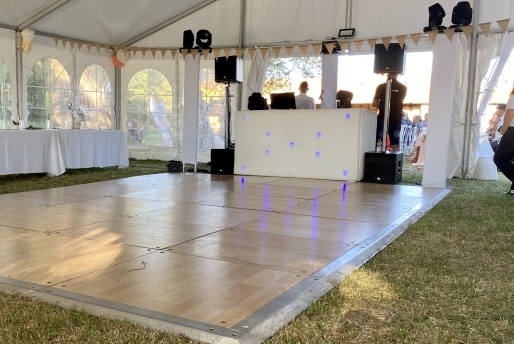 Tentes, chapiteaux, barnums