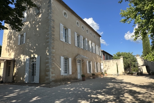 « DOMAINE DE LA DURETTE » à AVIGNON MONT- FAVET