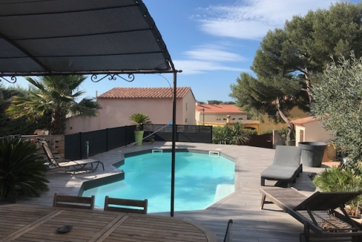 Maison atypique à Sainte Croix