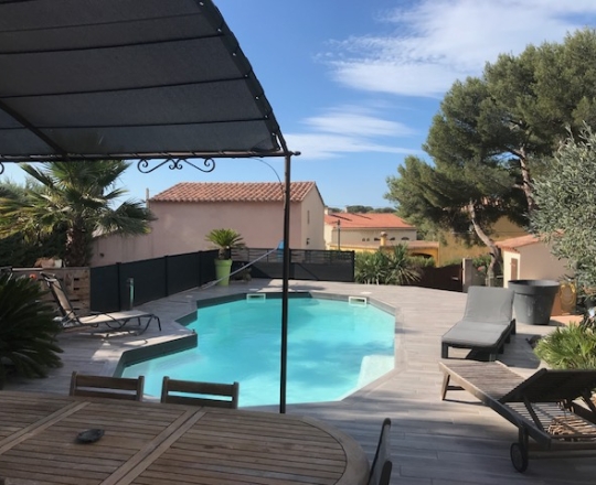 Maison atypique à Sainte Croix