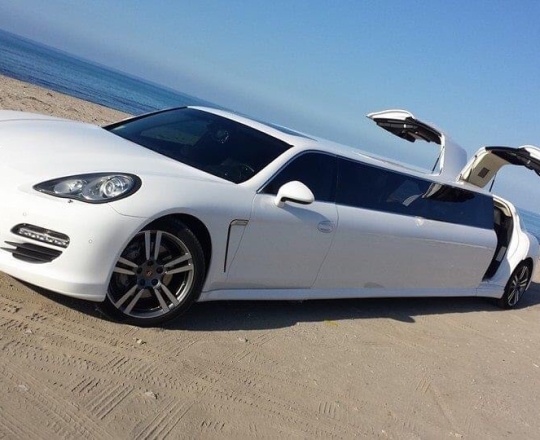 Porsche panamera limo