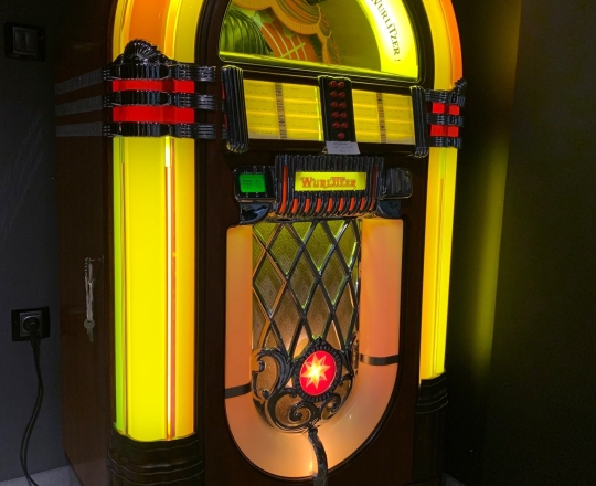 Juke box 