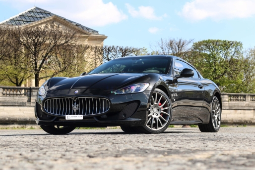 MASERATI GRANTURISMO