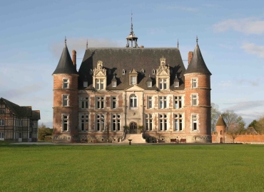 CHATEAU DE « TILLY » à Boissey-Le-Châtel